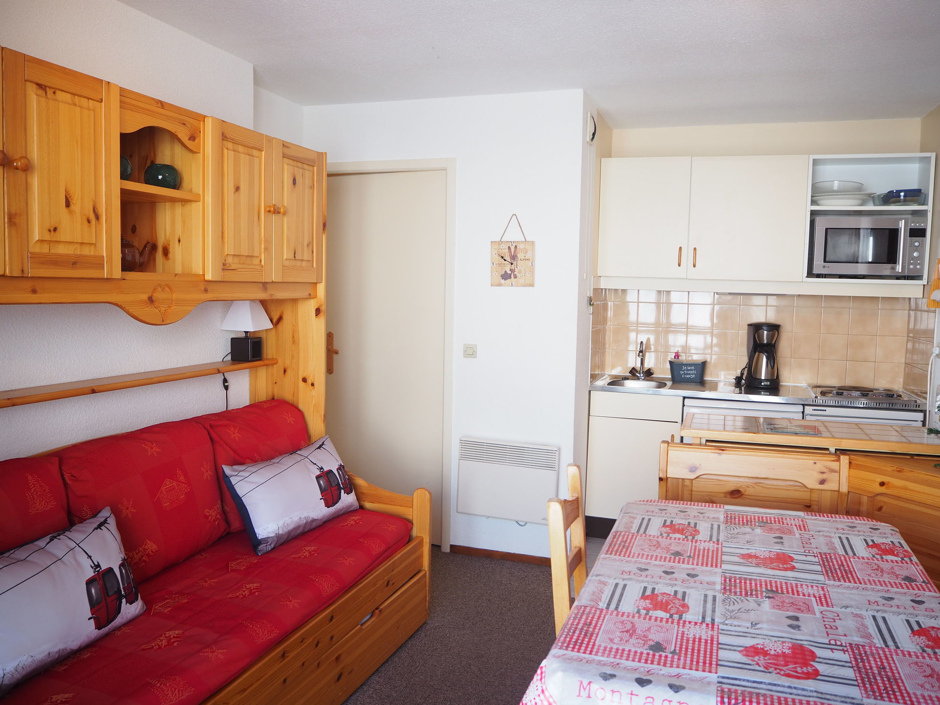 2 kamer appartement 4 personen CI0042 - Flats CARLINES II - Les Menuires Bruyères