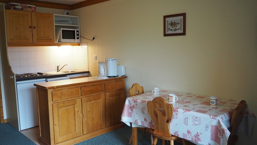 2 kamer appartement 4 personen VM1216 - travelski home choice - Flats VALMONTS A - Les Menuires Bruyères