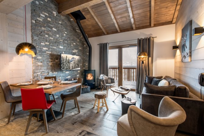 3 Pijfers 4 personen open haard of kachel Vroeg Boekingen - Résidence Chalet Skadi 5* - Val d'Isère Centre