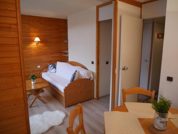 Studio divisible 4 personen n°8 pistezicht - travelski home classic - Résidence Saint Jacques - Plagne Bellecôte