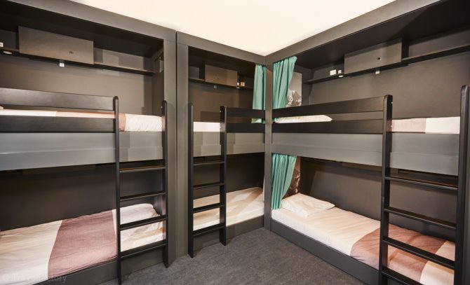Bed in een 6-personens slaapzaal - The People Hostel - Les Deux Alpes Centre