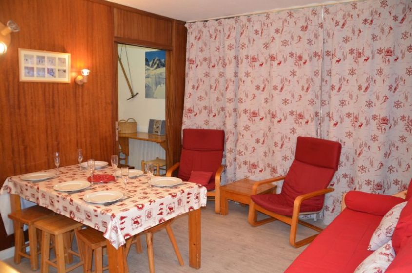3 kamers 6 personen Klassiek OIS47 - Appartements Oisans - Les Menuires Croisette