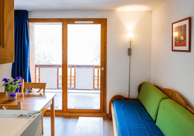 2 Pieces 4/6 personen Slaaphoek. - travelski home classic - Résidence Les Balcons de Bois Méan 3* - Les Orres