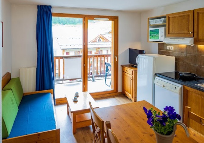 3 kamers 6/8 personen Slaaphoek - travelski home classic - Résidence Les Balcons de Bois Méan 3* - Les Orres