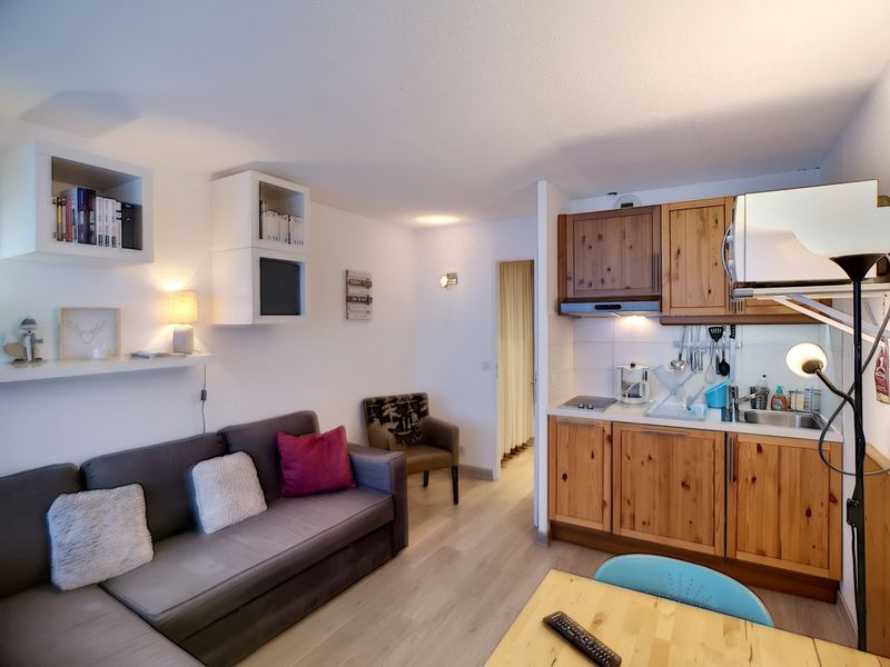 Studio Les Menuires, 1 Kamer appartement, 2 Personen - DORON 203 Studio 2 pers 19m² Expo sud ski aux pieds - Les Menuires Croisette