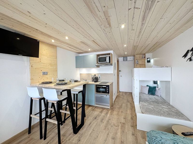 Studio Les Belleville, 1 kamer appartement, 4 personen - ARAVIS R09 - Agréable studio 4 pers, 22m² , expo sud, aux pieds des pistes et des commerces - Les Menuires Croisette