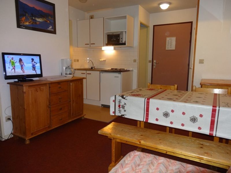 Appartement Les Menuires, 2 kamers, 4 personen - OREE DES PISTES/50 - Les Menuires Bruyères