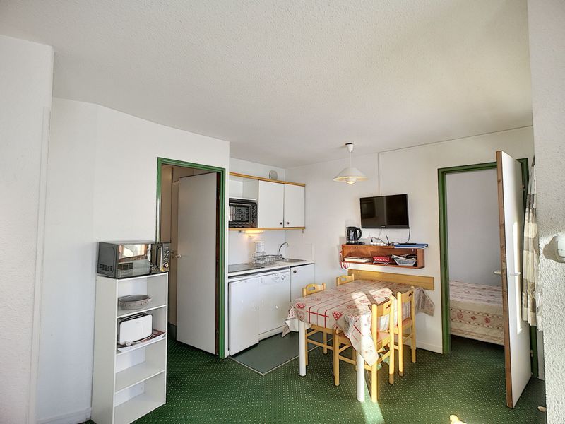 Appt. Les Menuires, 3 Kamer appartement, 5 Personen - NECOU/423 - Les Menuires Reberty 2000