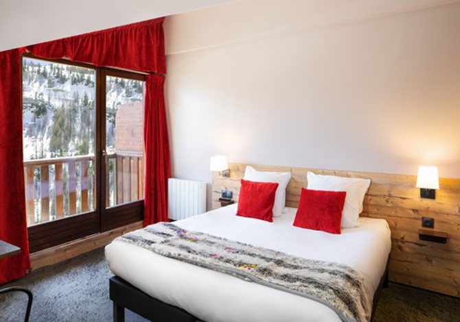 Driepersoonskamer met een tweepersoonsbed en ontbijt - Hôtel Club du Soleil Valfréjus - Valfréjus