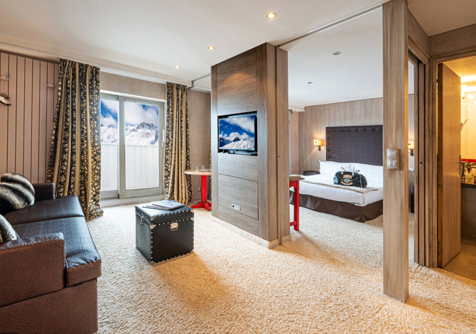 Privilege Suite 2 Volwassenen + 2 Kinderen (tot 12 jaar) met ontbijt - Hôtel Les Campanules 4* - Tignes 2100 Le Lac