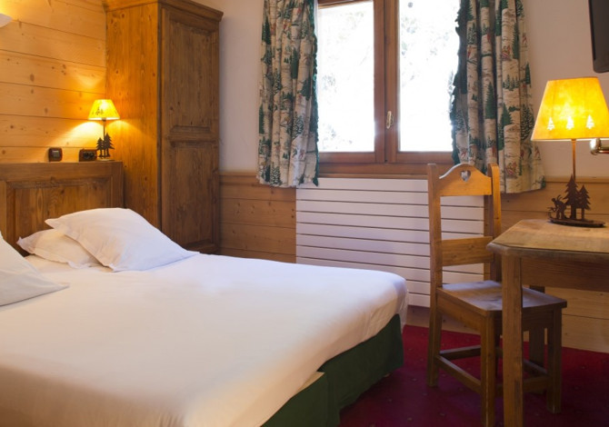 Chambre 2 Personnes Nord (zonder uitzicht) met ontbijt - Hôtel Beaulieu ** - La Clusaz