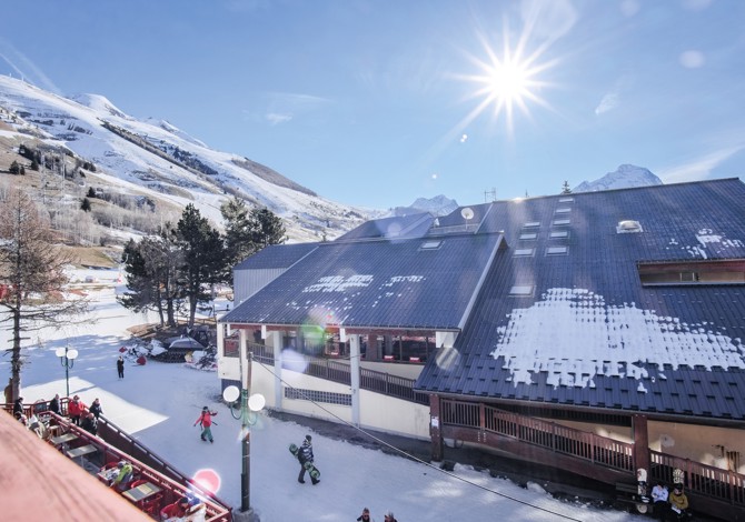 Premium Kamer appartement 4 personen op de 1e verdieping met Balkon voor 2 volwassenen en 1 kind -12 jaar in Halfpension - Hotel Les 2 Alpes L’Orée des Pistes - Les Deux Alpes Centre