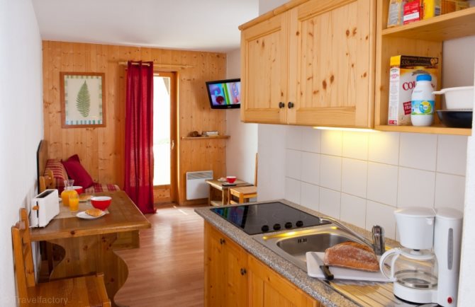 2 Kamers 2/4 Personen. - Résidence Madame Vacances Les Fermes de Saint Sorlin - Saint Sorlin d'Arves