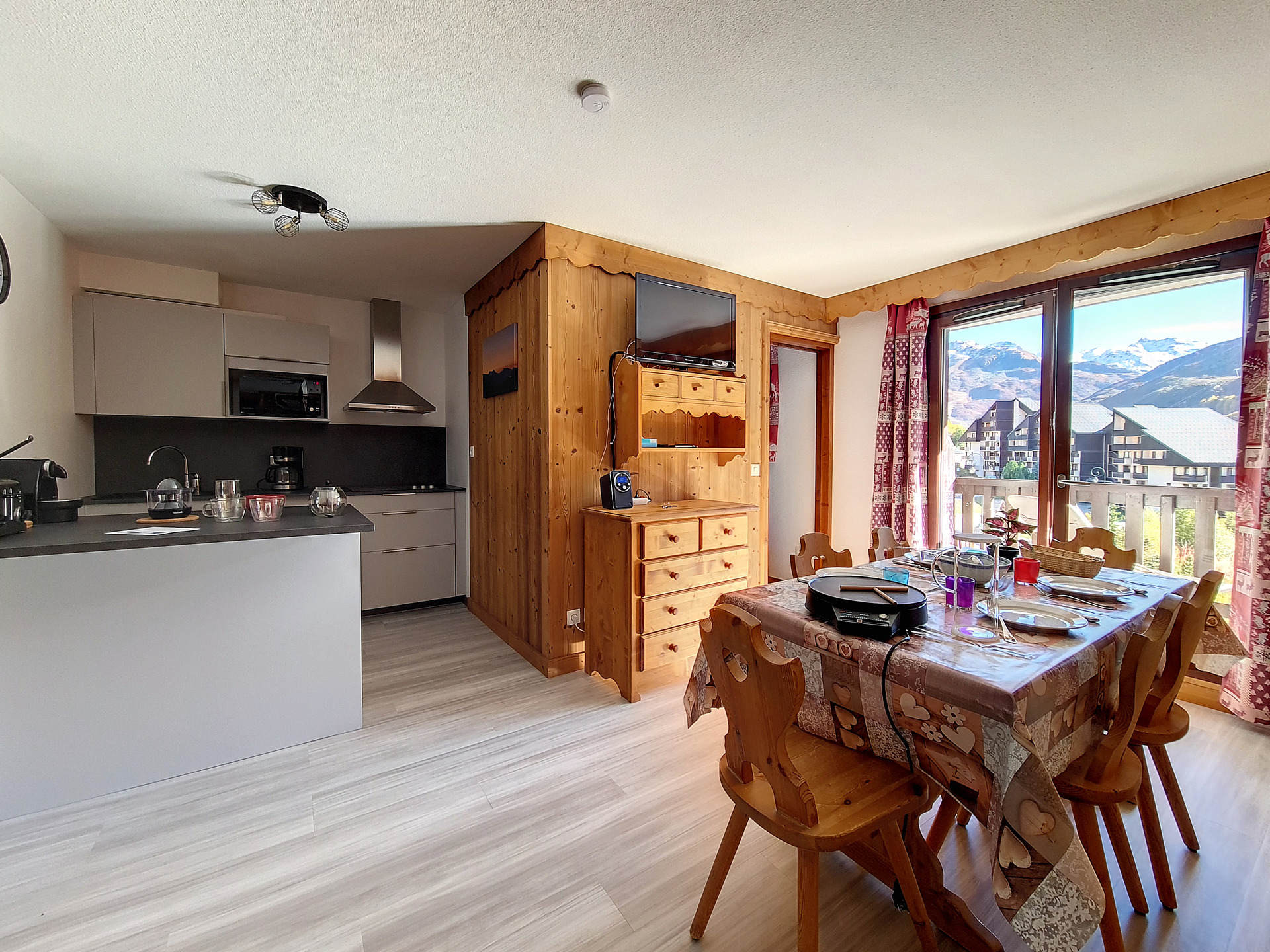 3 kamer appartement 6 personen - travelski home choice - Flats BALCONS D'olympie - Les Menuires Preyerand