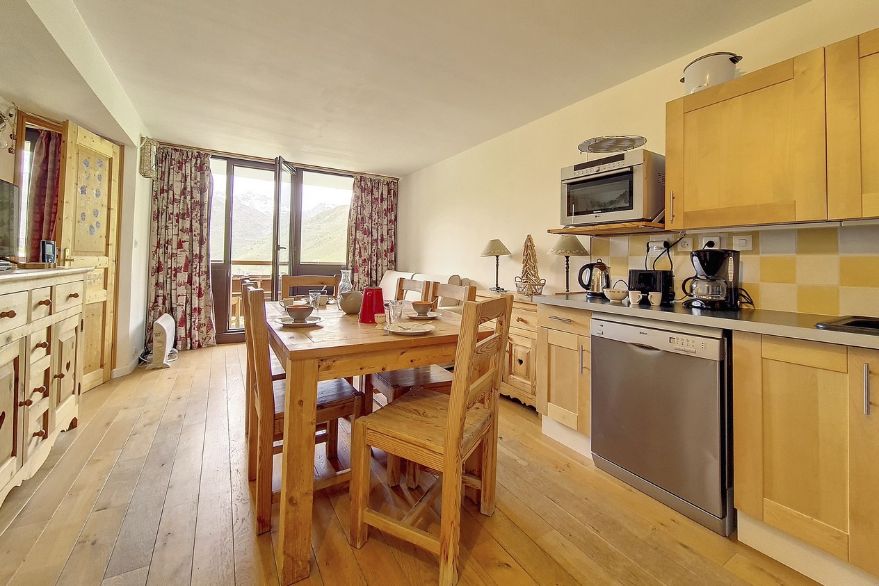 2 kamer appartement 6 personen - travelski home choice - Flats BURONS - Les Menuires Croisette