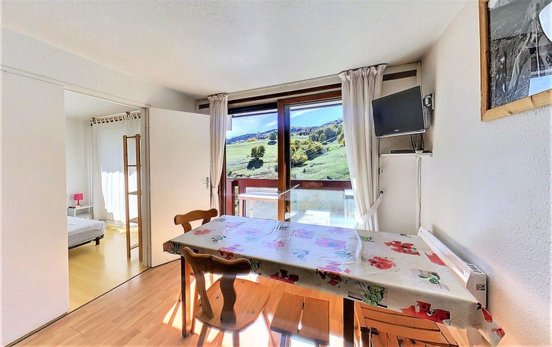 2 kamer appartement 6 personen Comfort - Flats LUNIK - Le Corbier