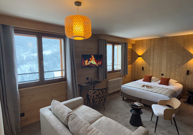 Slaapkamer Quadruple TWIN Supérieure voor 1 adulte met ontbijt (niet annulabe) - Casa Moho Saint-François-Longchamp 1450 - Saint François Longchamp