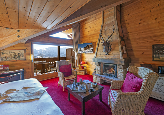 Slaapkamer Prestige Valentine 3 Personen op basis van halfpension - Hôtel Au Chamois D’Or 5* - Alpe d'Huez