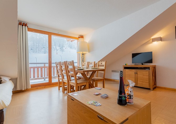 Appartement 2-kamers - Coin Montagne 7 personen - Uitzicht op Piste - Résidence Madame Vacances Le Parc des Airelles 3* - Les Orres