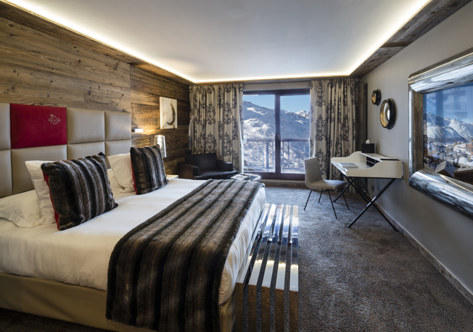 Slaapkamer Prestige Familie Communicant 6 Personen in demi-pension - Hôtel Koh-I Nor 5* - Val Thorens