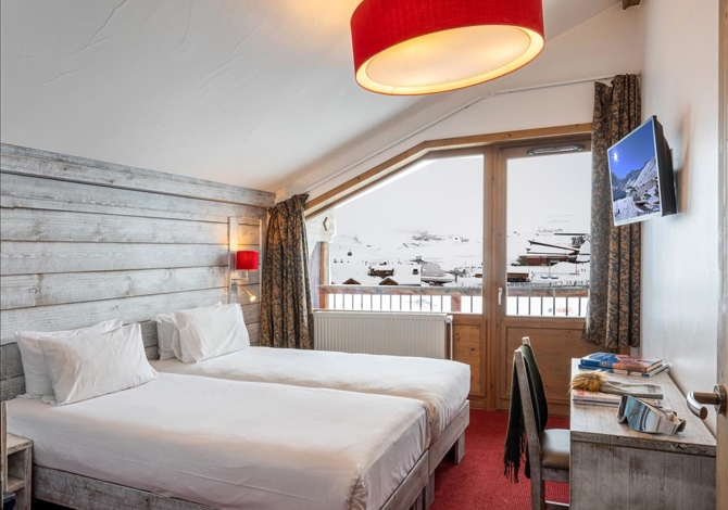 Slaapkamer Comfort Privilege Communicante 4 Personen met ontbijt - Hôtel Aiguille Percée 3* - Tignes 2100 Le Lac