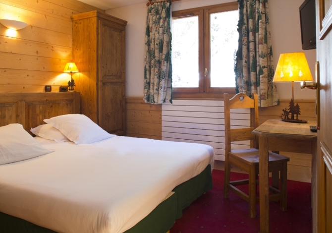 Kamer voor 4 personen met ontbijt - Hôtel Beaulieu ** - La Clusaz