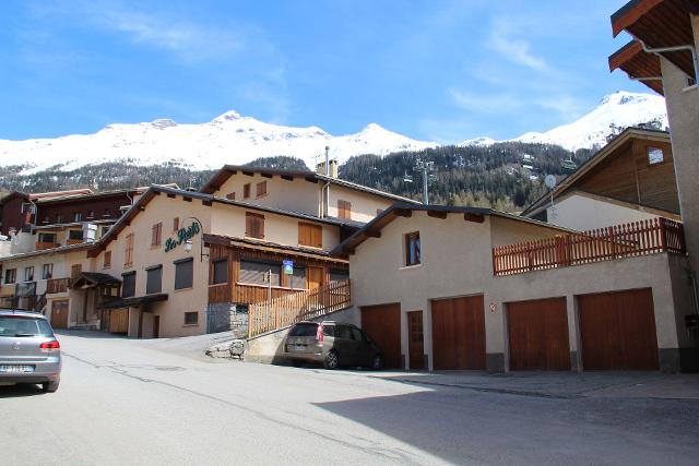 Appartements Les Essarts - Val Cenis Lanslevillard