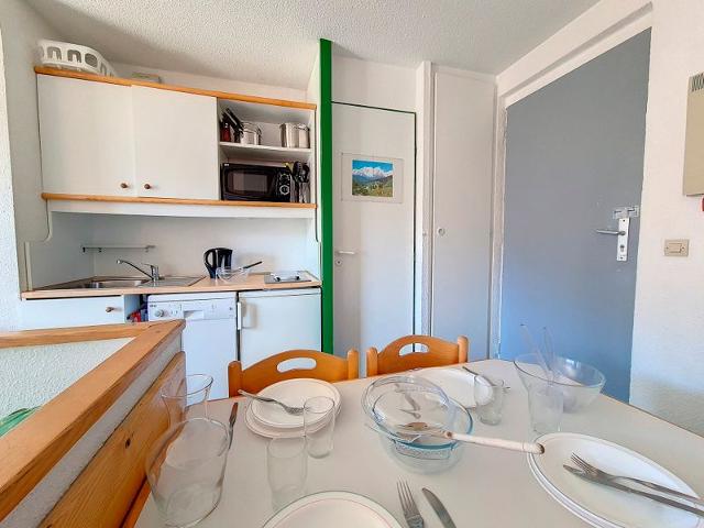 Flats NECOU - Les Menuires Reberty 2000