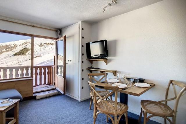 Flats NECOU - Les Menuires Reberty 2000