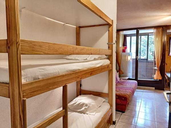 SKI SOLEIL 1008 / LES MENUIRES 2 PIECES 4 PERS 1 CHAMBRE SKI AUX PIEDS - Les Menuires Bruyères