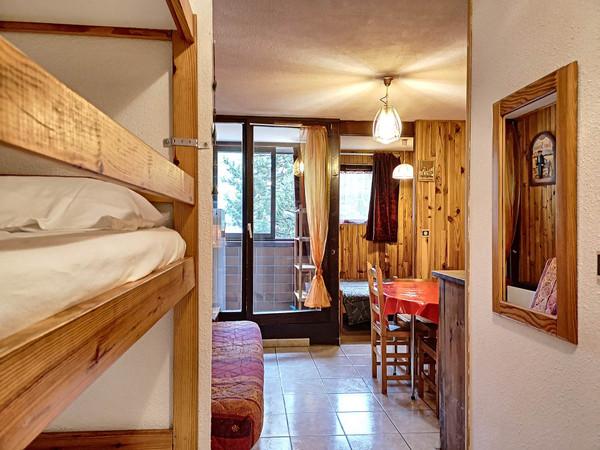 SKI SOLEIL 1008 / LES MENUIRES 2 PIECES 4 PERS 1 CHAMBRE SKI AUX PIEDS - Les Menuires Bruyères