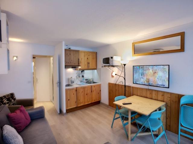 DORON 203 Studio 2 pers 19m² Expo sud ski aux pieds - Les Menuires Croisette