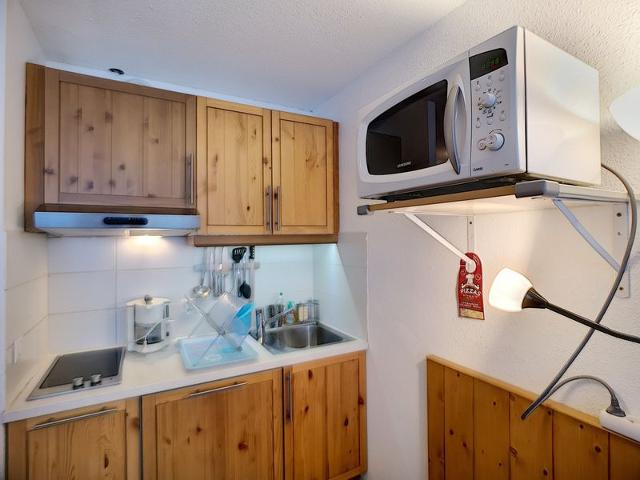 DORON 203 Studio 2 pers 19m² Expo sud ski aux pieds - Les Menuires Croisette