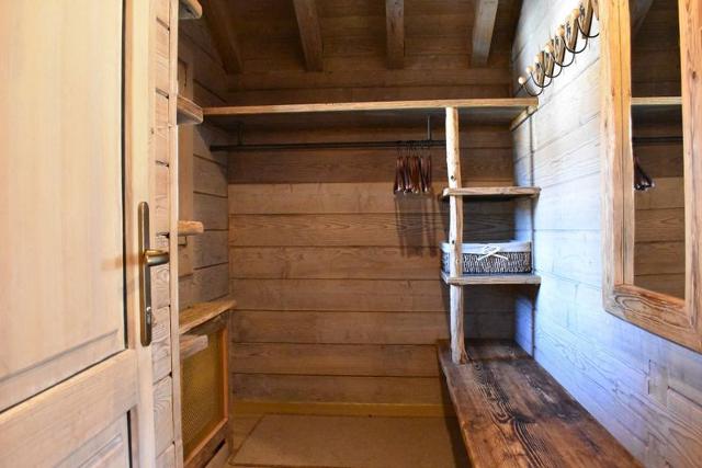 Appartement Hameau Des Biches MRB380-014 - Méribel Village 1400