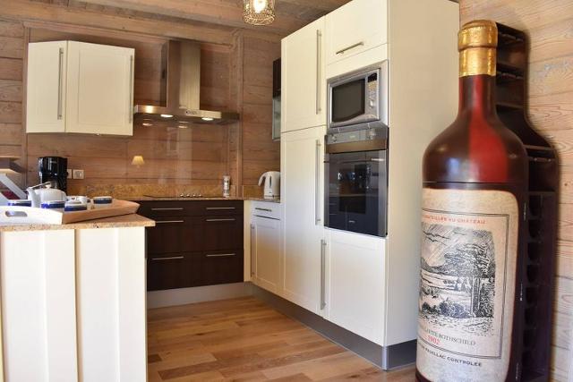 Appartement Hameau Des Biches MRB380-014 - Méribel Village 1400