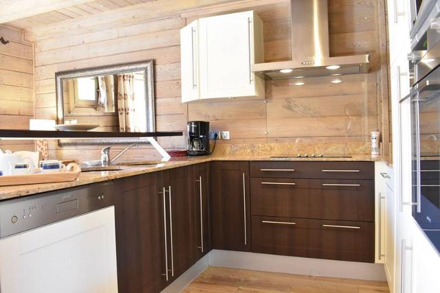 Appartement Hameau Des Biches MRB380-014 - Méribel Village 1400