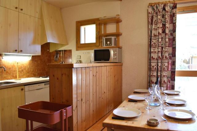 Appartement Chandonnelles 2 MRB100-P16 - Méribel Centre 1600