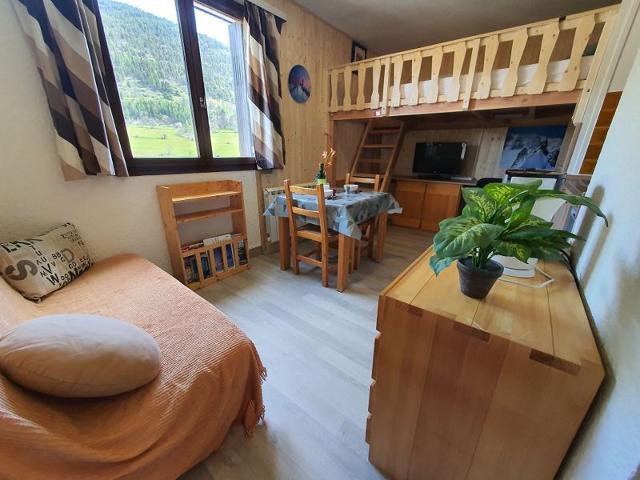 Flats AIGLE NOIR - Serre Chevalier 1400 - Villeneuve