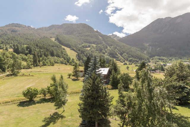 Appartements Aigle Noir 42010 - Serre Chevalier 1400 - Villeneuve