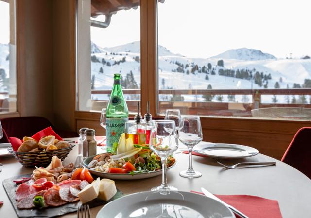 Hotel Club MMV Les 2 Domaines 4* - Plagne - Belle Plagne