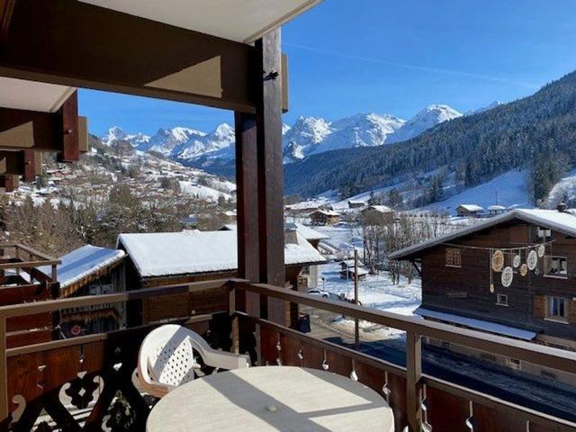 2 pièce + coin montagne au cur du village avec vue magnifique - Le Grand Bornand