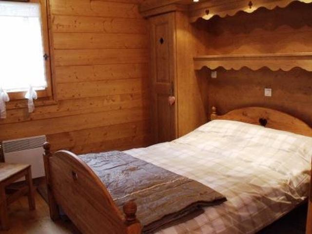 RESIDENCE