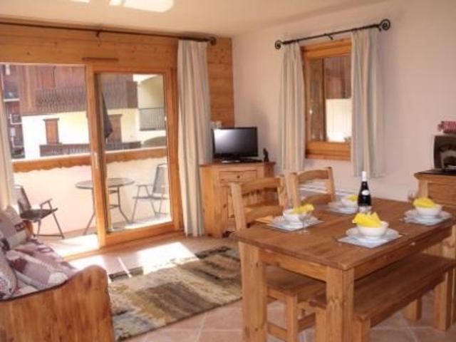RESIDENCE