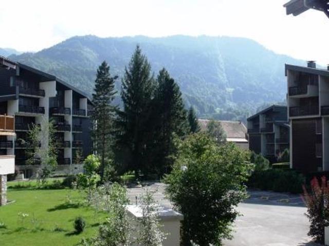 RESIDENCE