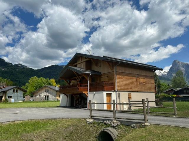 Joli T3 avec terrasse et belle vue montagnes - Morillon Village