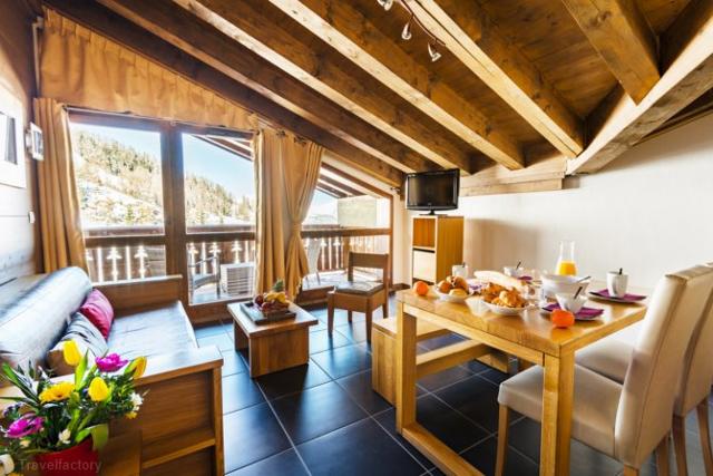 Résidence Lagrange Vacances Les Chalets Edelweiss 4* - Plagne 1800