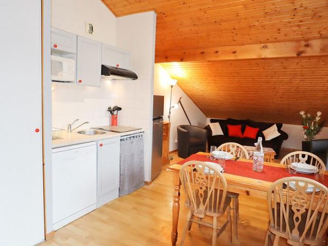 Appartement dans une résidence calme avec piscines - Samoëns