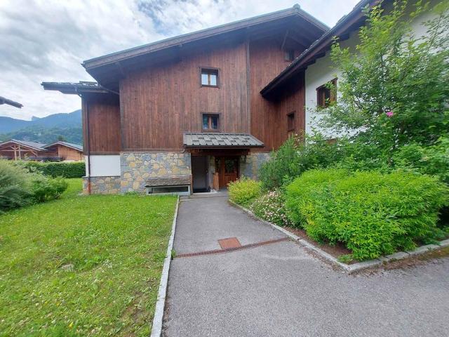 Appartement avec une grande terrasse dans une résidence récente - Samoëns