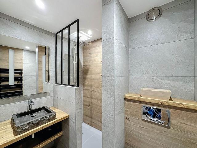 ARAVIS R09 - Agréable studio 4 pers, 22m² , expo sud, aux pieds des pistes et des commerces - Les Menuires Croisette