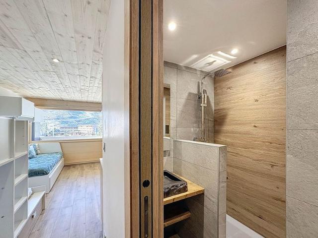 ARAVIS R09 - Agréable studio 4 pers, 22m² , expo sud, aux pieds des pistes et des commerces - Les Menuires Croisette